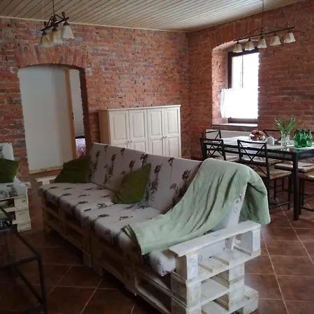 Niezapominajka アパート クレトノ